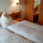 Kreuzhof Seefeld Nocleg ze śniadaniem