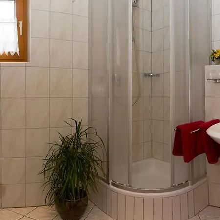 Kreuzhof Seefeld Отель типа 