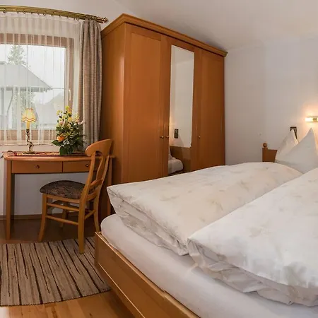 Kreuzhof Seefeld 3*