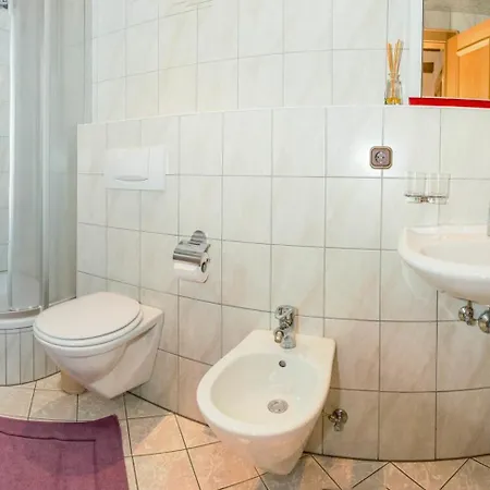 Panzió Kreuzhof Seefeld 3*